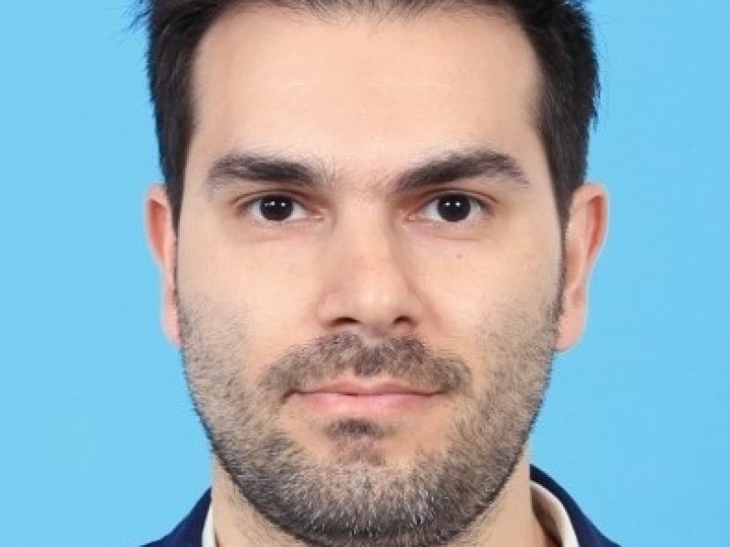 Dr. Ahmad Farhadi